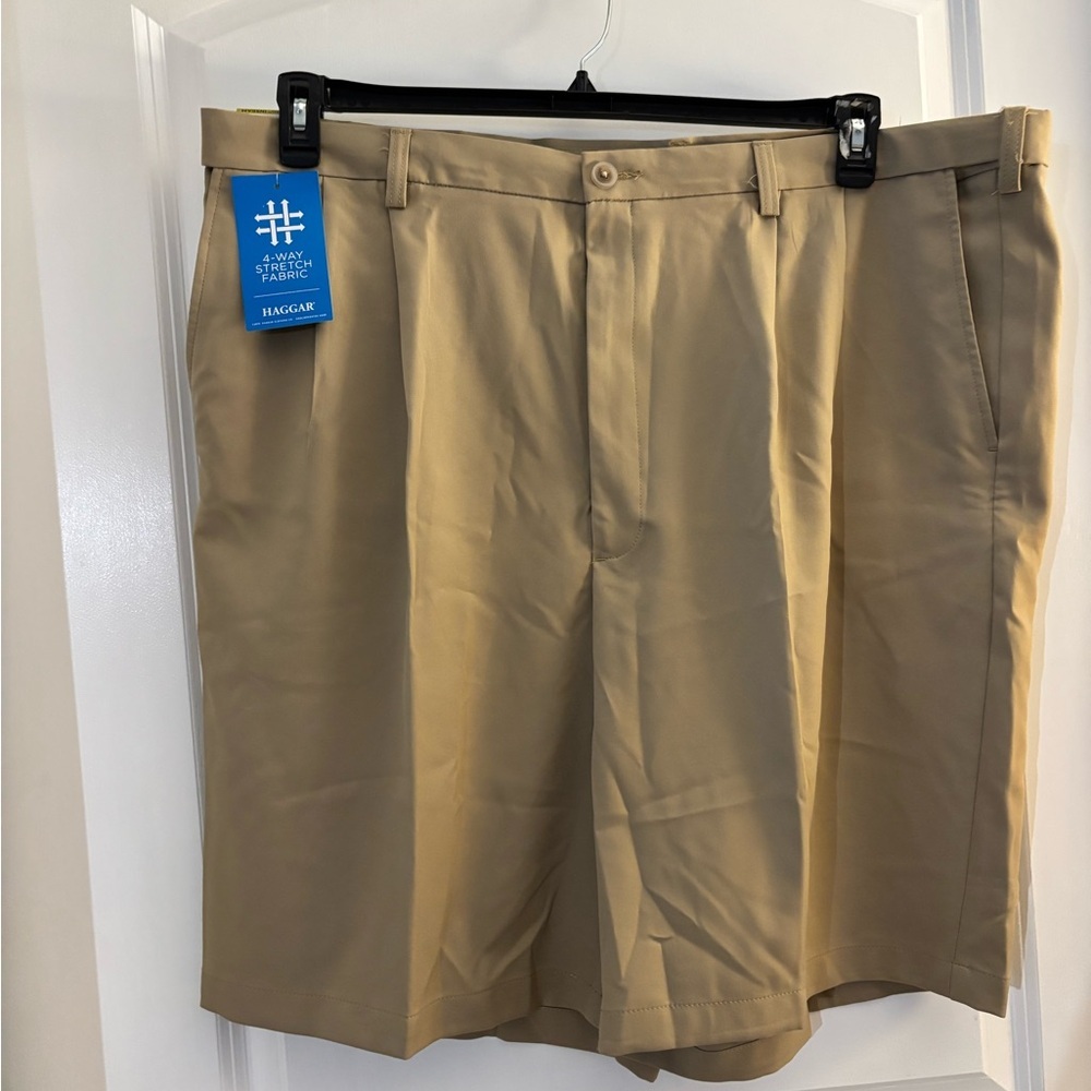 Haggar Men's Cool 18 Pro Khaki Stretch Shorts Sz 44 NWT
